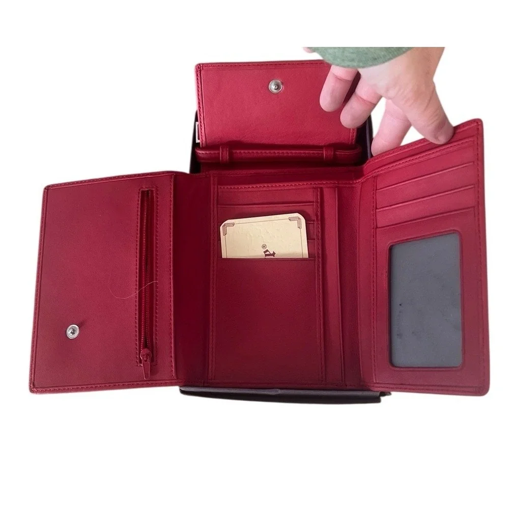 Royce Red‎ Leather Crossbody Passport Travel Wallet With Adjustable Strap NIB